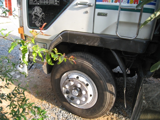 ขายสิบล้อมิตซูบิชิ FN515 เครื่อง 6D14 175 HP เพลาเดียว พื้นเรียบ สภาพสวยสุดๆ