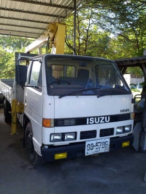รถบรรทุก ISUZU 100 แรง