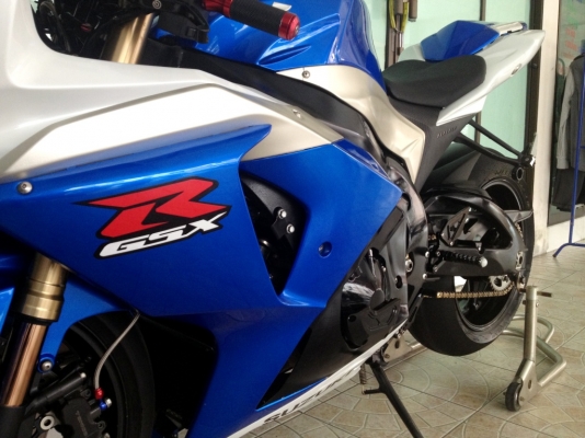 ขาย GSXR-1000 K9 สภาพสวยหล่อ ท่อสูตร ของแต่งเพียบ ราคา 355000 บ.(รับแลก/เทริ์น)