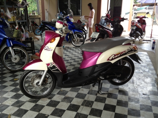 ขาย!!!ฟีโน่ ปี52 รถเครื่องดีคับ มีเล่มทะเบียนครบ ภาษีไม่หมด