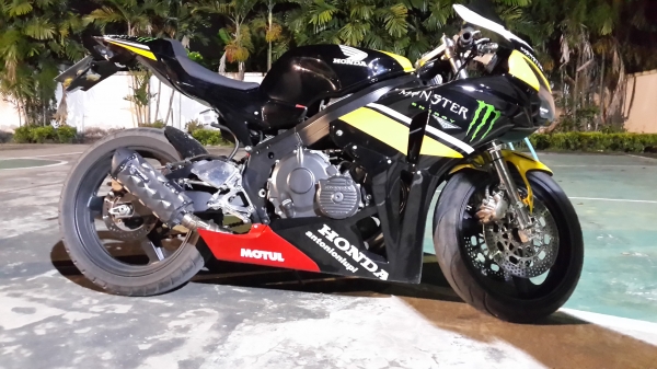 ขาย cbr400 fairing cbr1000rr