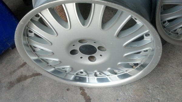 แม็ก 17 กว้าง 7.5 แนววีไอพี ขนาด 4 รู 100