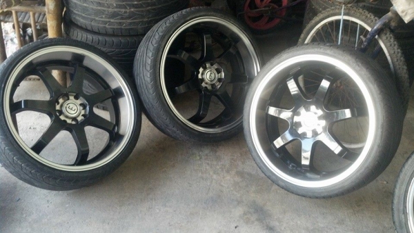 แม็ก Te38 ขอบ 18 กว้าง 7.5 ขนาด 4 รู 100/114