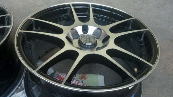 แม็ก 15 กว้าง 6.5 ขนาด 4 รู 100/114 แม็ก 15 กว้าง 6.5 ขนาด 4 รู 100/114