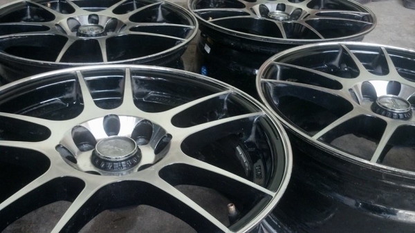 แม็ก 15 กว้าง 6.5 ขนาด 4 รู 100/114 แม็ก 15 กว้าง 6.5 ขนาด 4 รู 100/114