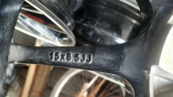 แม็ก 15 กว้าง 6.5 ขนาด 4 รู 100/114 แม็ก 15 กว้าง 6.5 ขนาด 4 รู 100/114