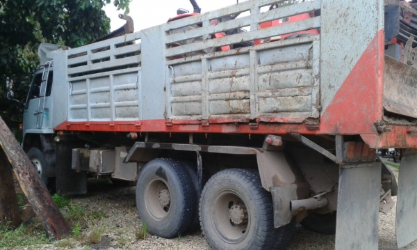 10ล้อดั้มISUZU ร็อคกี้ 240 แรง รถสวยดี สภาพดี... 10ล้อดั้มISUZU ร็อคกี้ 240 แรง รถสวยดี สภาพดี...