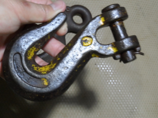 ตะขอเกี่ยว ใหญ่ๆครับ