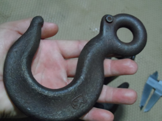 ตะขอเกี่ยว ใหญ่ๆครับ