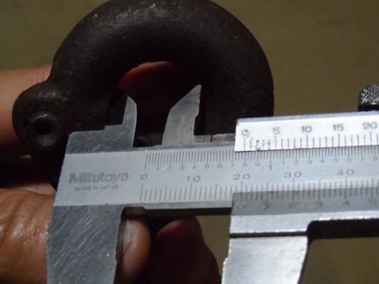 ตะขอเกี่ยว ใหญ่ๆครับ