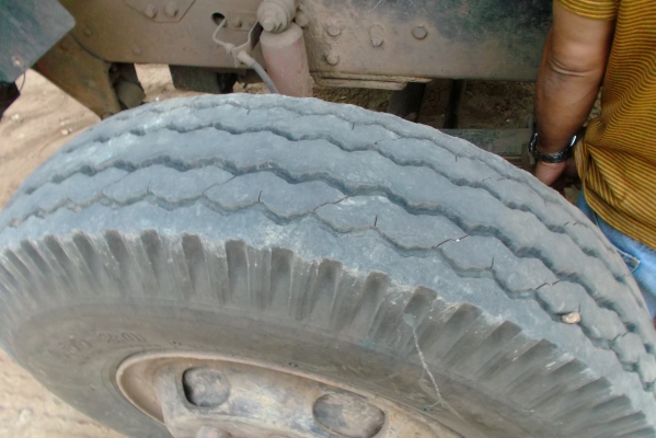 ขายด่วนรถสิบล้อHINOKT725ดรั้มเครืองJO8Cหัวไฮเทก