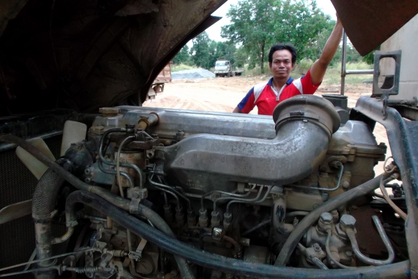 ขายด่วนรถสิบล้อHINOKT725ดรั้มเครืองJO8Cหัวไฮเทก