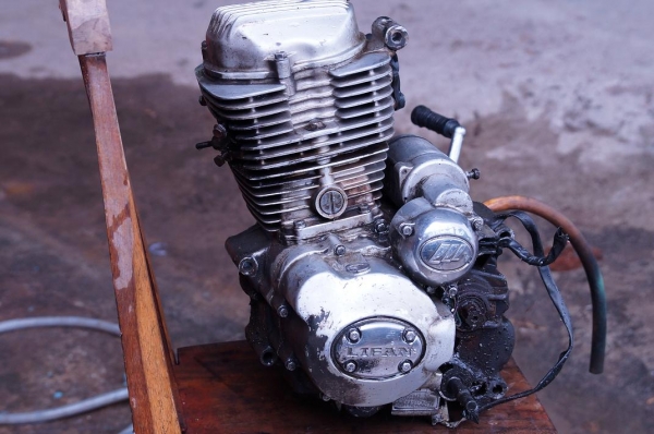 ขายเครื่อง LIFAN 150 CC อะไหล่ครบ ขาดแต่ชุดไฟ ขายตามสภาพเครื่องติด ใช่ได้ครับ