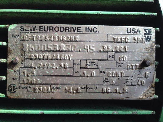ขายมอเตอร์เกียร์ SEW 1.5 HP. 380V มีเบรคในตัว อัตราทด 1:43 เพลาออกประมาณ 40 รอบต่อนาที สภาพดี พร้อมใช้งาน