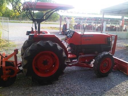 ขายรถไถ Kubota L 4508 (4WD) พร้อมดันหน้าและผานหลัง ขายรถไถ Kubota L 4508 (4WD) พร้อมดันหน้าและผานหลัง