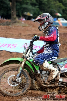 ขายหมวกวิบากfox   v 1 ราคา 1800 โทร0895677807