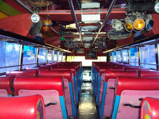 ขายรถ บัสพัดลม โทร 081-8575279,081-5620168