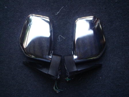 ขายกระจกมองข้างโครเมี่ยมสายไฟ 5 เส้นพับได้สภาพสวยเก่าญี่ปุ่น