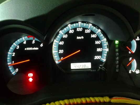 TOYOTA FORTUNER TRD ตัวทอปสุด เกียร์ออโต้โฟวีล วิ่ง 40000 โลแท้ รถปี55 เดือนตุลา เล้่มพร้อมโอน