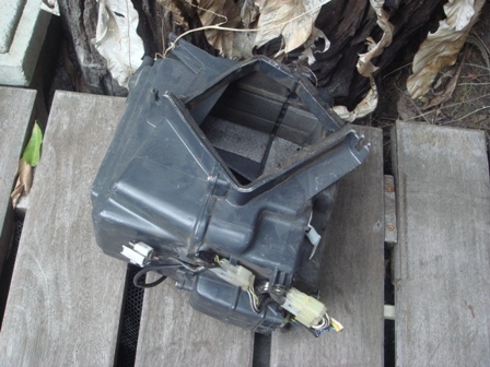 ขายตู้แอร์แอร์ไม่มีคอยเย็นของเซิฟใส่ไมตี้ได้มีกล่องครบเก่าญี่ปุ่น300บาท