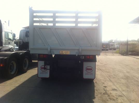 ขายรถบรรทุก10ล้อดั๊มพ์คอกรั้วสามเส้น สองเพลา 240แรงม้า 10เกียร์