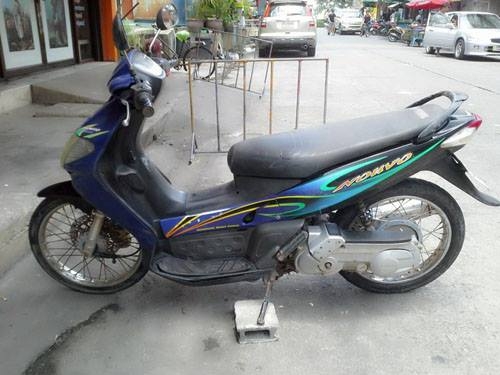 ขายด่วน nouvo ตัวเก่า สีน้ำเงิน ดำ เครื่องแน่นๆ เดิม เอกสารครบ ทดลองขับได้