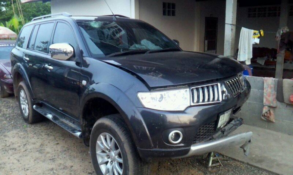 ปาเจโร่ 3.2 ออโต้โฟ เอาไปเก็บงาน นิดหน่อย ใช้คุ้มขายก็มีกำไรครับ ปาเจโร่ 3.2 ออโต้โฟ เอาไปเก็บงาน นิดหน่อย ใช้คุ้มขายก็มีกำไรครับ