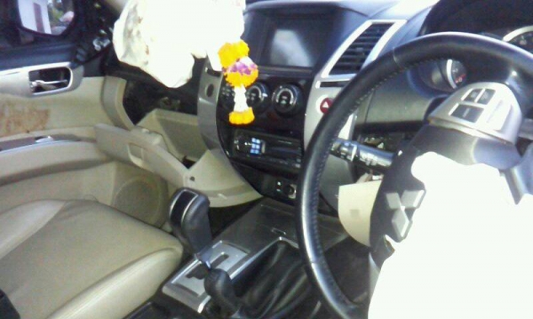 ปาเจโร่ 3.2 ออโต้โฟ เอาไปเก็บงาน นิดหน่อย ใช้คุ้มขายก็มีกำไรครับ ปาเจโร่ 3.2 ออโต้โฟ เอาไปเก็บงาน นิดหน่อย ใช้คุ้มขายก็มีกำไรครับ