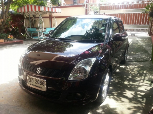 SUZUKI SWIFT สีม่วง รุ่น top ปี 2010  1.5 AT ถูกมากกก