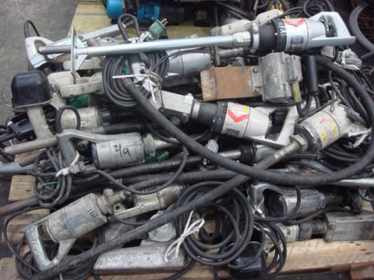 ขายที่เจาะปูน ที่ตัดคอนกรีต รอกไฟฟ้า ที่จี้ปูน แม่แรงเกลียว นำเข้าจากญี่ปุ่น ขายที่เจาะปูน ที่ตัดคอนกรีต รอกไฟฟ้า ที่จี้ปูน แม่แรงเกลียว นำเข้าจากญี่ปุ่น