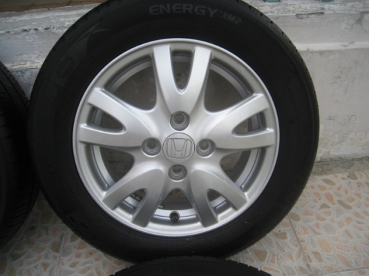 ขายล้อแม็ก Honda Brio 14"x5" et50 4รู100 + ยางผลิตสัปดาห์ที่29 ปี12  สนใจติดต่อเล็กคลองสามครับ (081-3747940)