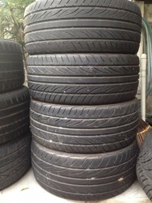 ขายยาง YOKOHAMA S DRIVE 215-40-18  ปี11 ดอกเต็ม ถูกๆครับ