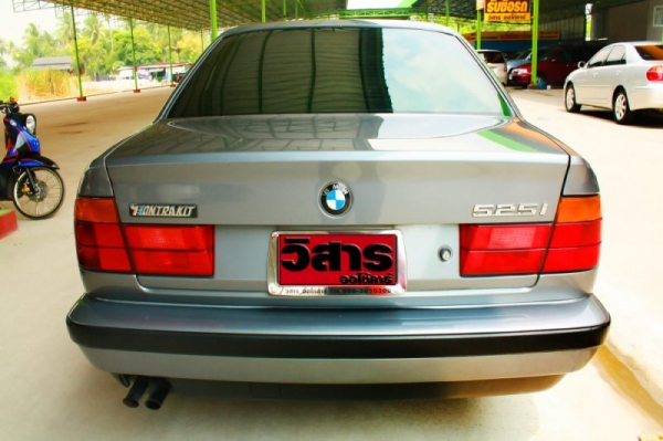 BMW SERIES 5 525i E34 big-nose AT ปี 1995