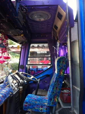 ขายรถบัส 8 ล้อ สองชั้น 6D40