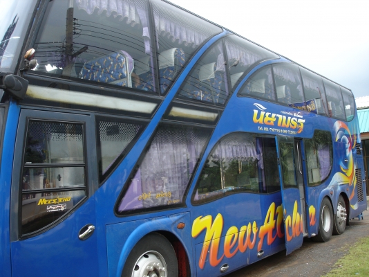 ขายรถบัส 8 ล้อ สองชั้น 6D40