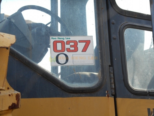 จัดมาซิ กับรถตักล้อยาง Komatsu รุ่น WA320 คลิีกเลย!!!
