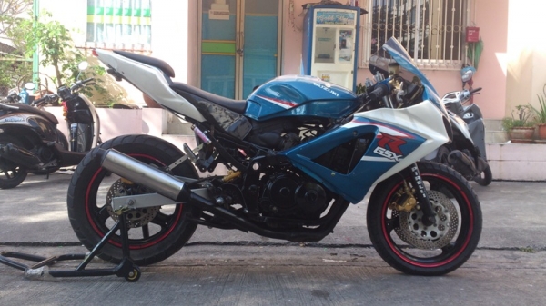 ขายSUZUKI GSX400 แฟริ่งk7 ทะเบียนแท้ไม่ขาดต่อพร้อมชุดโอน