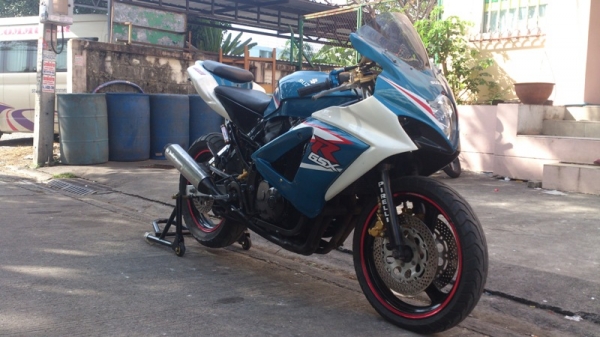 ขายSUZUKI GSX400 แฟริ่งk7 ทะเบียนแท้ไม่ขาดต่อพร้อมชุดโอน