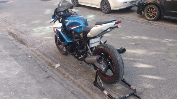 ขายSUZUKI GSX400 แฟริ่งk7 ทะเบียนแท้ไม่ขาดต่อพร้อมชุดโอน