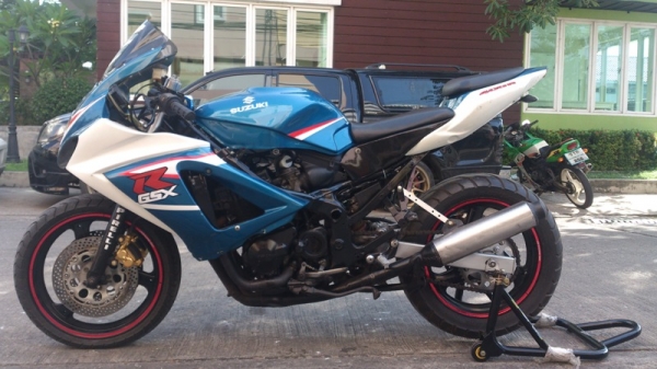 ขายSUZUKI GSX400 แฟริ่งk7 ทะเบียนแท้ไม่ขาดต่อพร้อมชุดโอน