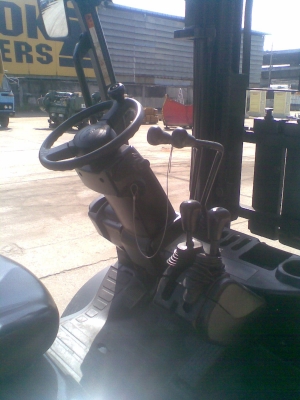 ขายรถยก2ตัน...รถเก่านอกแท้สภาพสวยสุดๆๆtoyotaรุ่น8