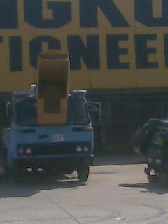 ขายรถ6ล้อใหญ่...jcmรถกระเช้า220000บาท