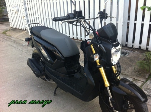ขายHONDA ZOOMER-X สีดำ จด 5 มีนาคม 56 ไมล์7000โล ขายHONDA ZOOMER-X สีดำ จด 5 มีนาคม 56 ไมล์7000โล