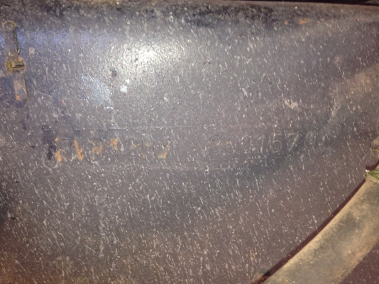 ISUZU ROCKY FVM 175 HP 6BG1 สิบล้อดั๊มพ์เพลาเดียว กระบะดั๊มพ์เหล็ก 12 ตันสภาพสวย เครื่องแน่นแรงดี ภายในเก๋งคอนโซลครบพร้อม พวงมาลัยเพาเวอร์ ช่วงล่างคัชซีสวยเดิมๆ ยางสภาพดี 10 เส้นประมาณ 70\% พร้อมบรรทุกพร้อมใช้งาน เอกสารทะเบียนครบพร้อมโอน ราคาต่อรองได้ครับ