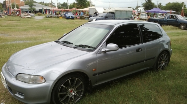 ขาย Civic 3dr. พร้อมใช้งานสวยสุดๆ ขาย Civic 3dr. พร้อมใช้งานสวยสุดๆ