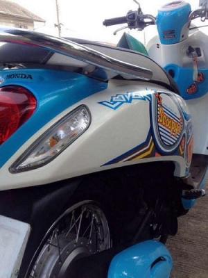 SCOOPY IลายLOVER รถปี2013วิ่ง3xxxโล สภาพสวยมีเล่มพร้อมโอน