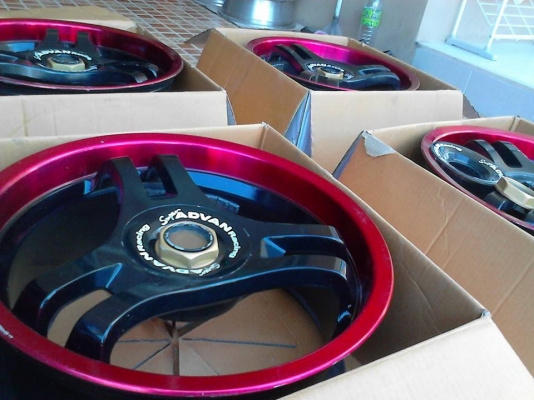 แม็กSuperADVANล้อ17 ใส่4รู100และ114กว้าง7.5et20แม็ก6900บ พร้อมยาง8900บ