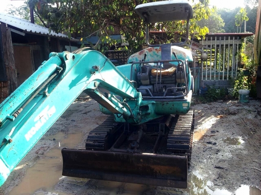 KOMATSU รถแบคโฮ  รุ่นPC25-1