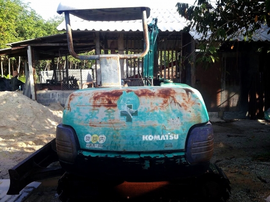 KOMATSU รถแบคโฮ  รุ่นPC25-1