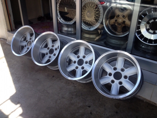 ขายล้อ BORLI ขอบ 15x8.5 ET-34 6/139.7 ออฟลึก 4 นิ้ว หล่อๆ ครับ